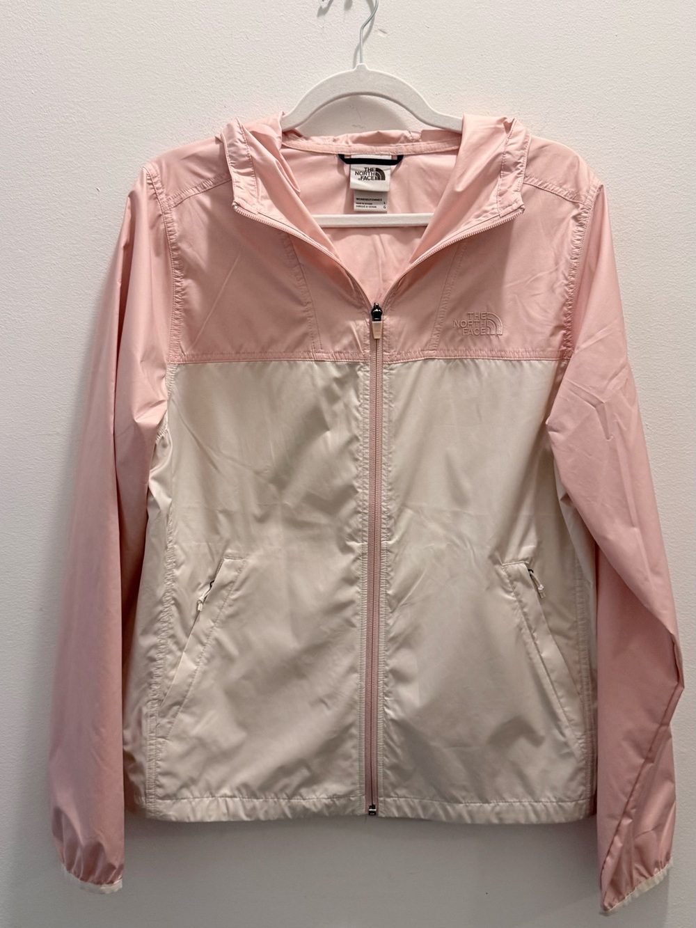The North Face Women's Cyclone Windbreaker Jacket